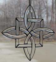 BEVELED TRINITY KNOT SUNCATCHER